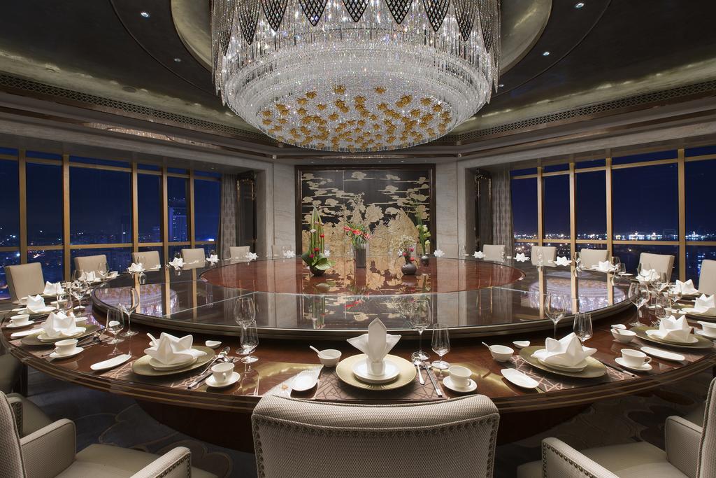 Hotel Pullman Yantai Center Exterior foto