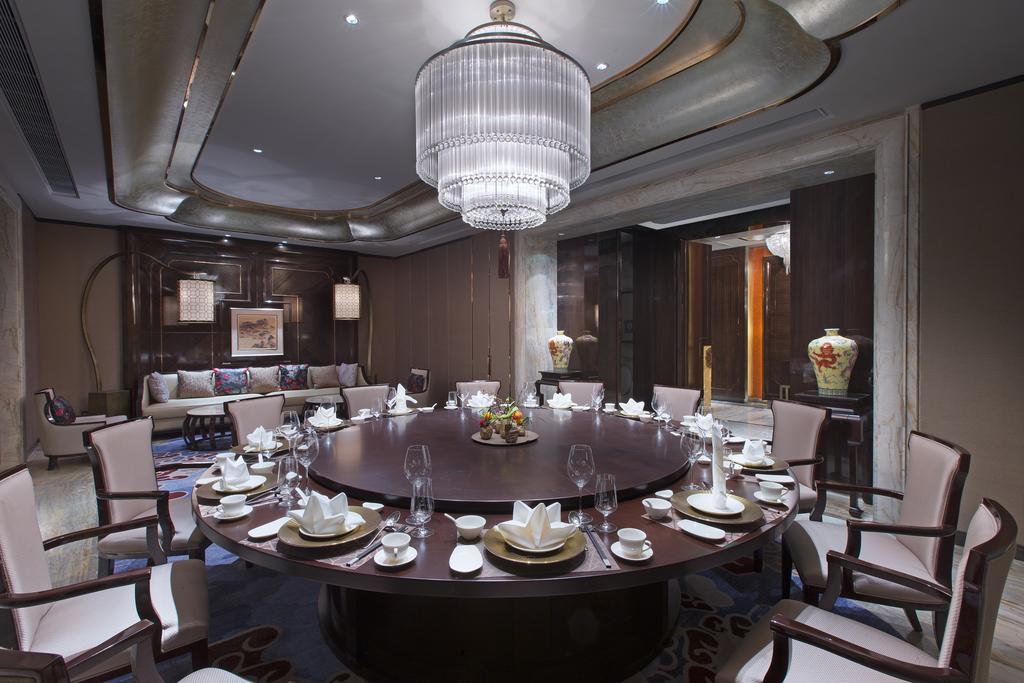Hotel Pullman Yantai Center Exterior foto