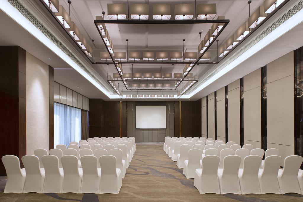 Hotel Pullman Yantai Center Exterior foto