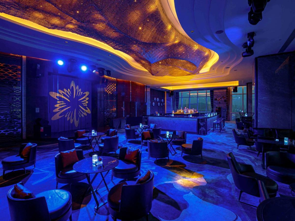 Hotel Pullman Yantai Center Exterior foto